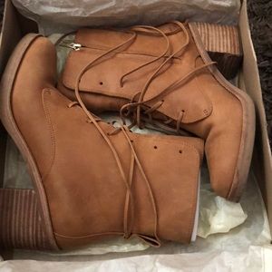 Ugg Honey Oriana boot